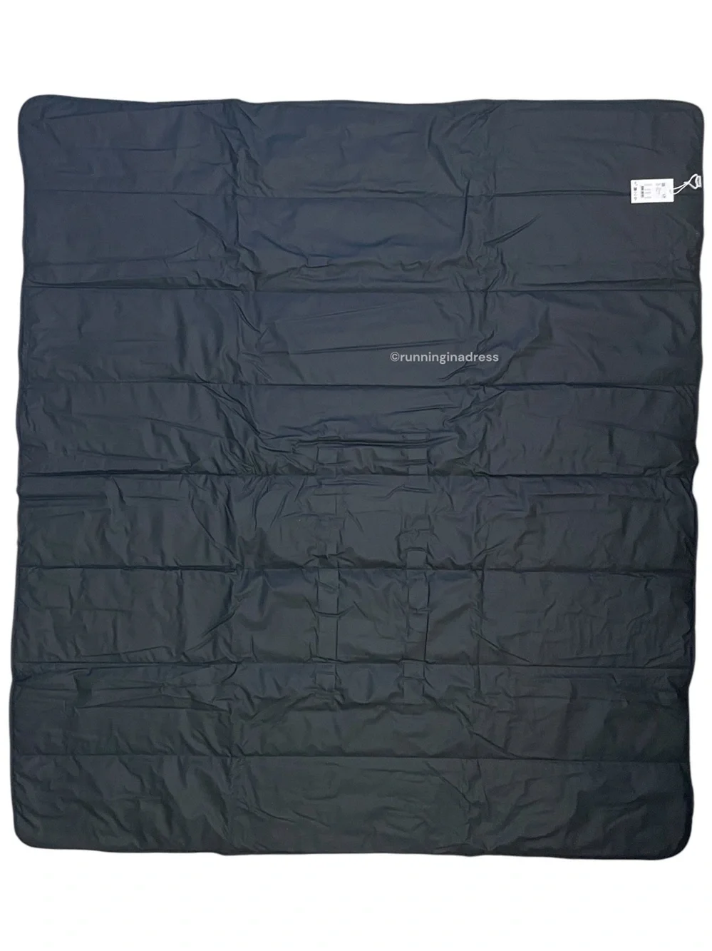 NWT RAINS Waterproof Trail Blanket Black Quilted Picnic Stadium Car Camping Gear